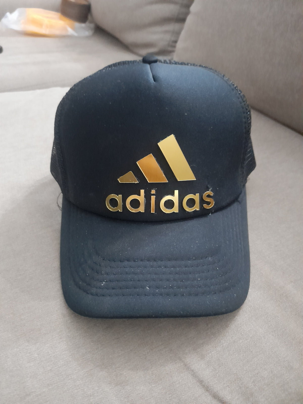 GORRAS TRUCKER NEGRO CON LOGO 3D