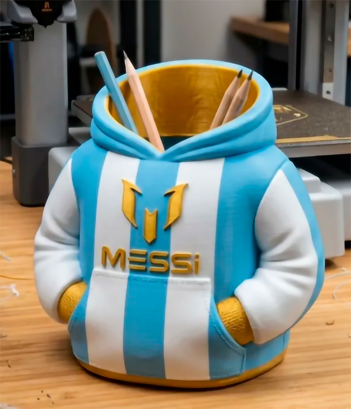 SOPORTE LAPICES LOGO MESSI