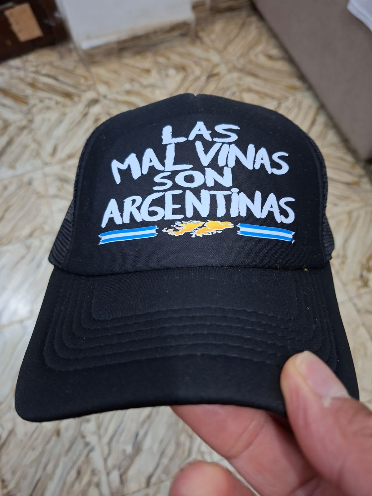 GORRAS TRUCKER MALVINAS - INDIO