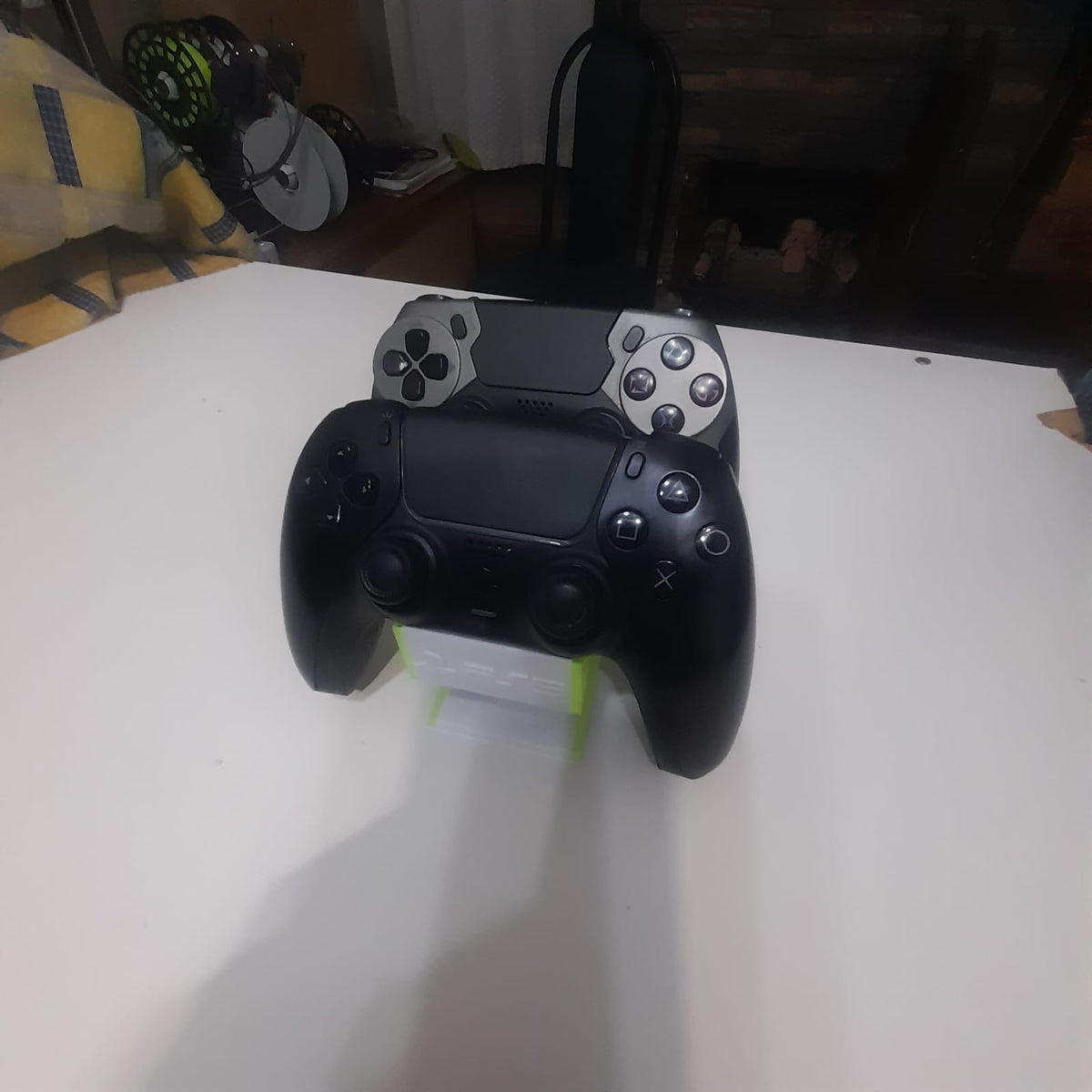SOPORTE JOSTICK PS5